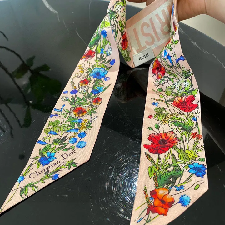 スーパーコピー ディオール マフラー