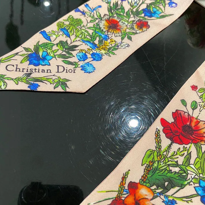 スーパーコピー ディオール マフラー