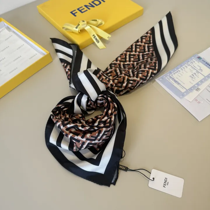 スーパーコピー フェンディ マフラー