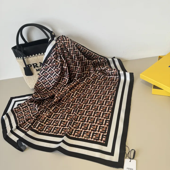 スーパーコピー フェンディ マフラー