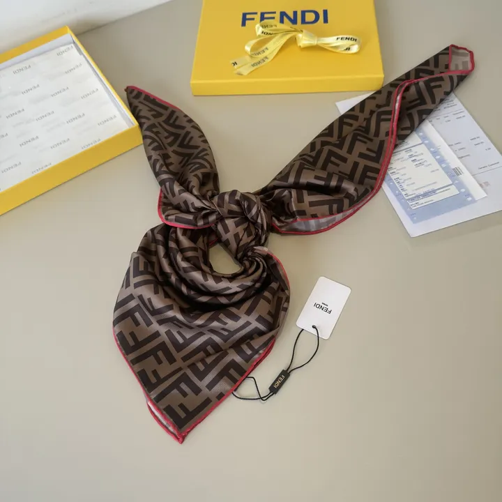 スーパーコピー フェンディ マフラー