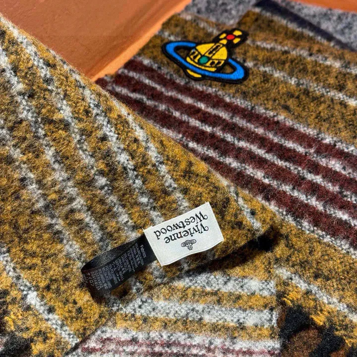 スーパーコピー ヴィヴィアン・ウエストウッド マフラー