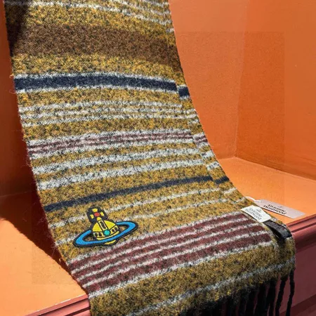 スーパーコピー ヴィヴィアン・ウエストウッド マフラー