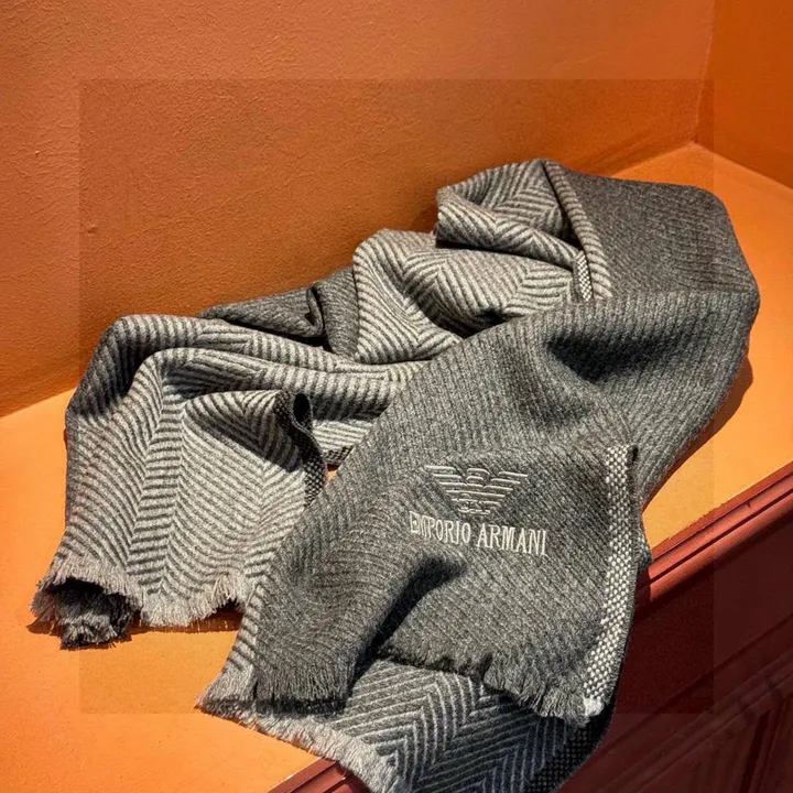 スーパーコピー フェンディ マフラー