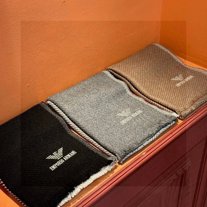 スーパーコピー フェンディ マフラー