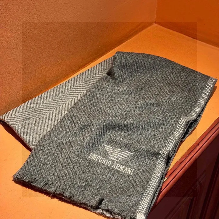 スーパーコピー フェンディ マフラー