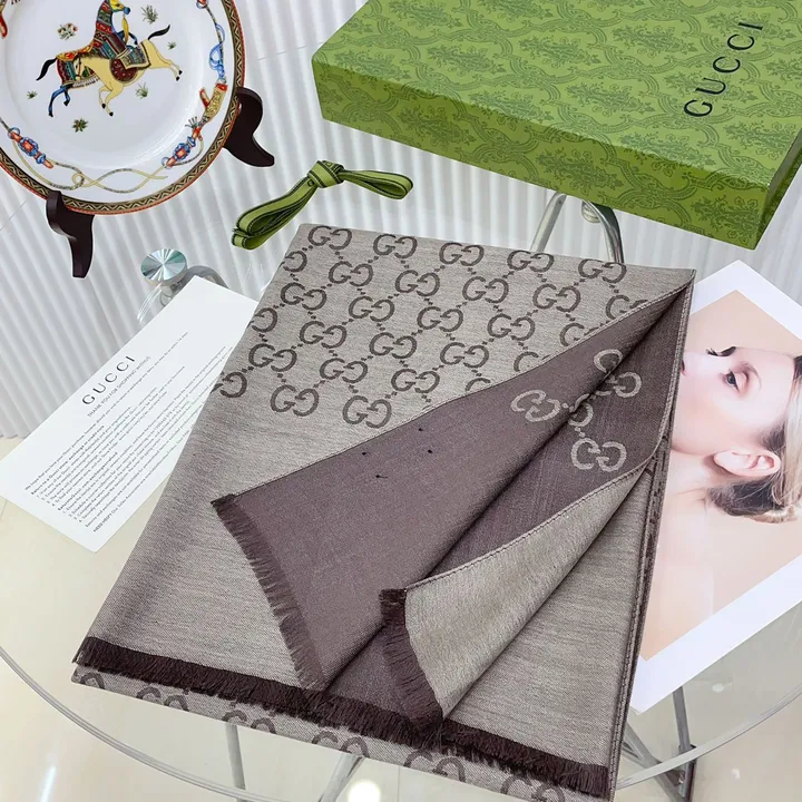 スーパーコピー グッチ マフラー