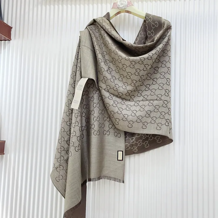 スーパーコピー グッチ マフラー