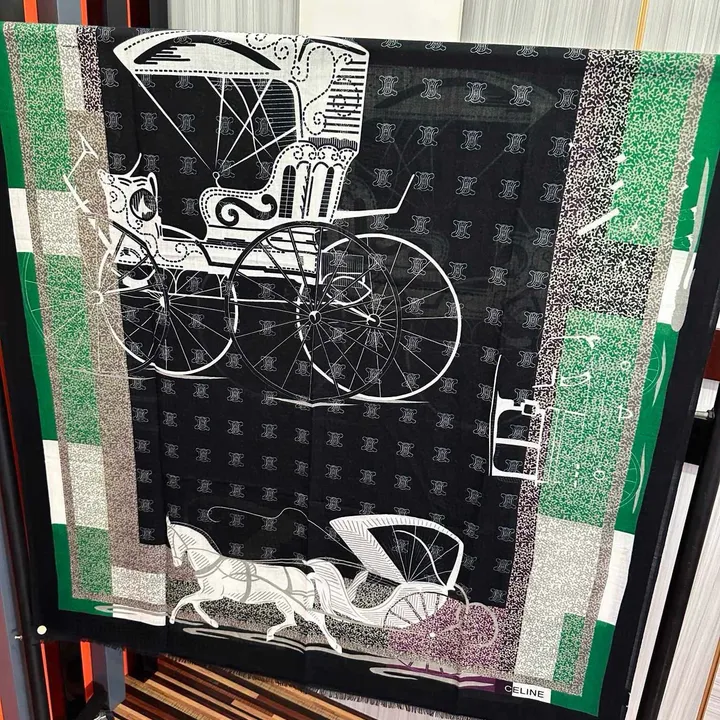 スーパーコピー セリーヌ マフラー