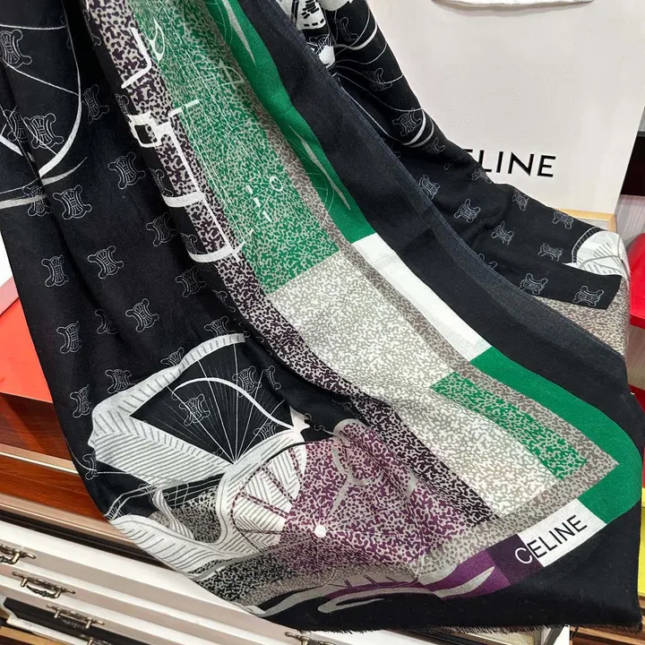 スーパーコピー セリーヌ マフラー