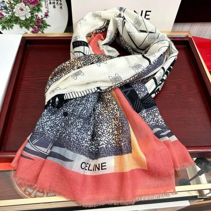 スーパーコピー セリーヌ マフラー