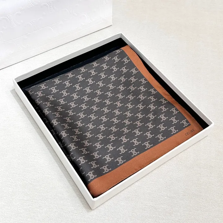 スーパーコピー セリーヌ マフラー