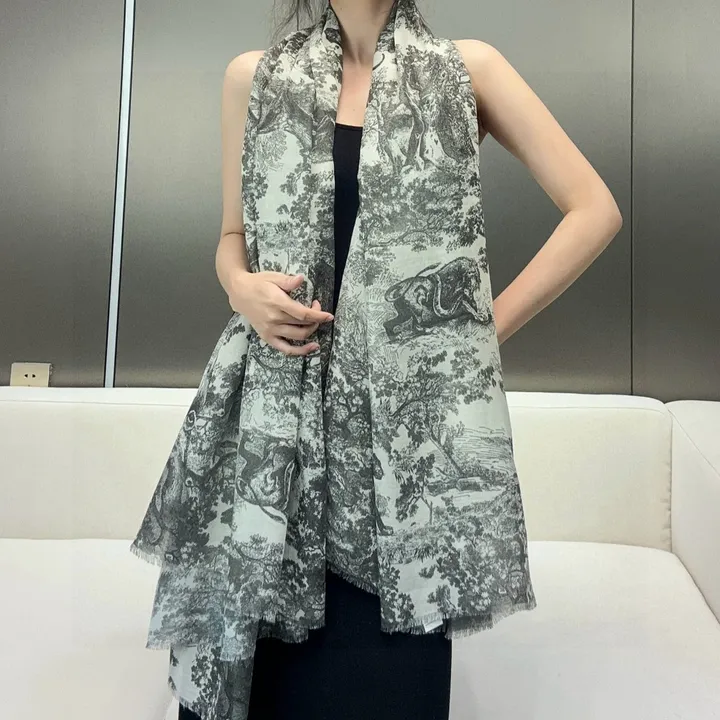 スーパーコピー ディオール マフラー