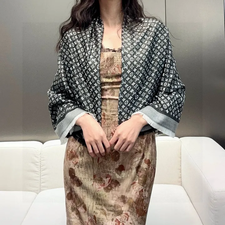 スーパーコピー ルイヴィトン マフラー