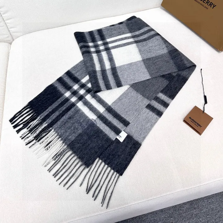 スーパーコピー バーバリー ス マフラー