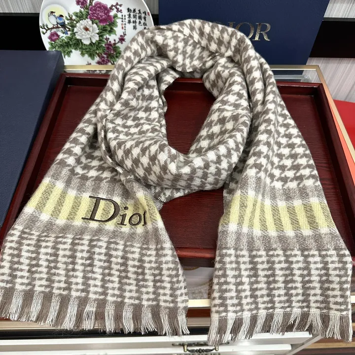 スーパーコピー ディオール マフラー