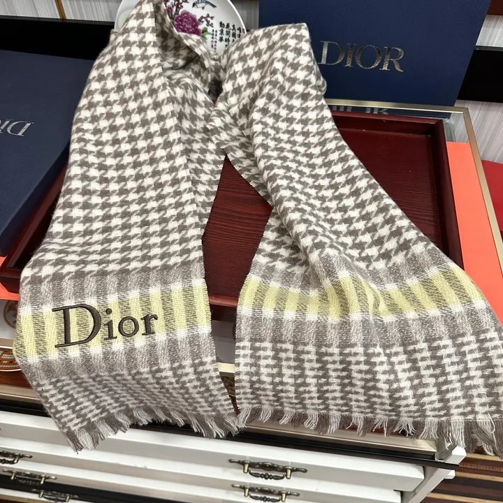 スーパーコピー ディオール マフラー