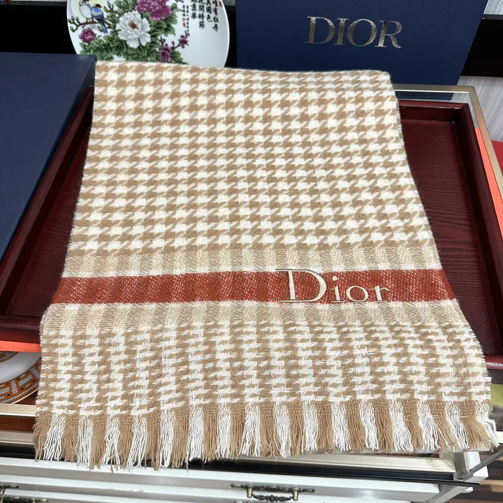 スーパーコピー ディオール マフラー