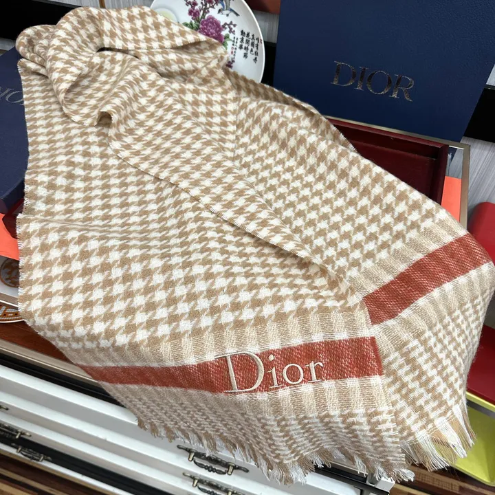 スーパーコピー ディオール マフラー