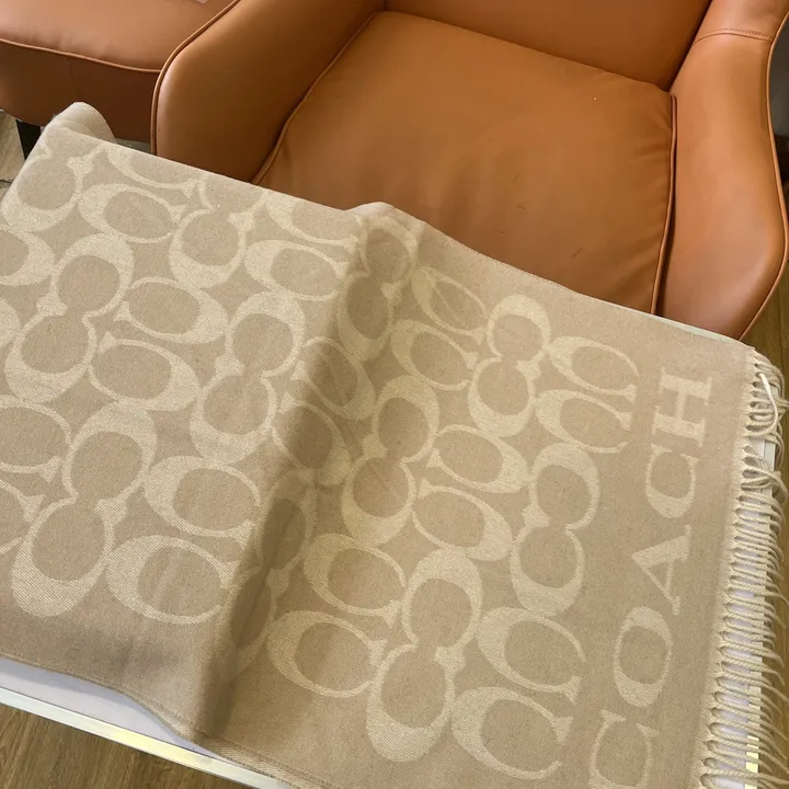 スーパーコピー コーチ マフラー