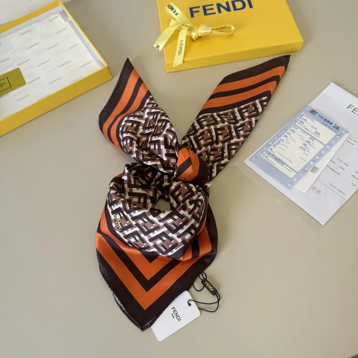 スーパーコピー フェンディ マフラー