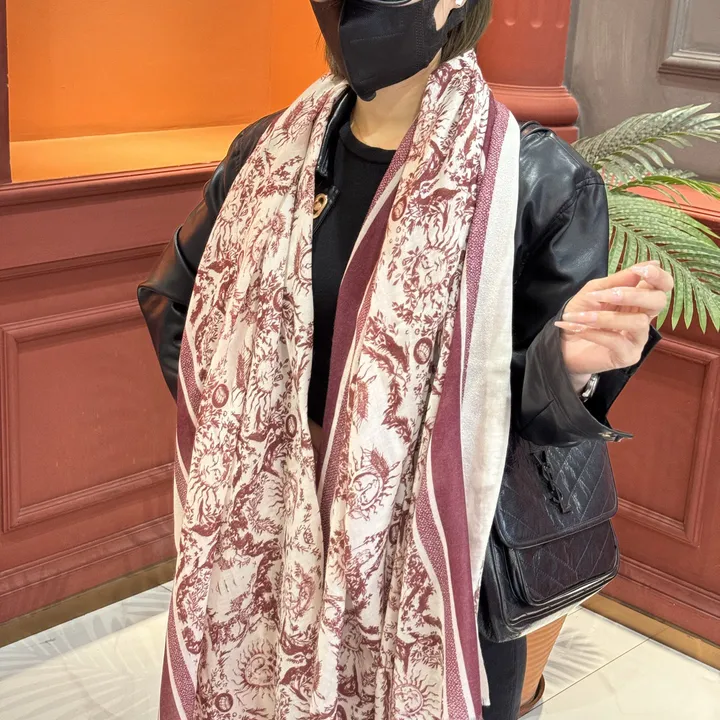 スーパーコピー ディオール マフラー