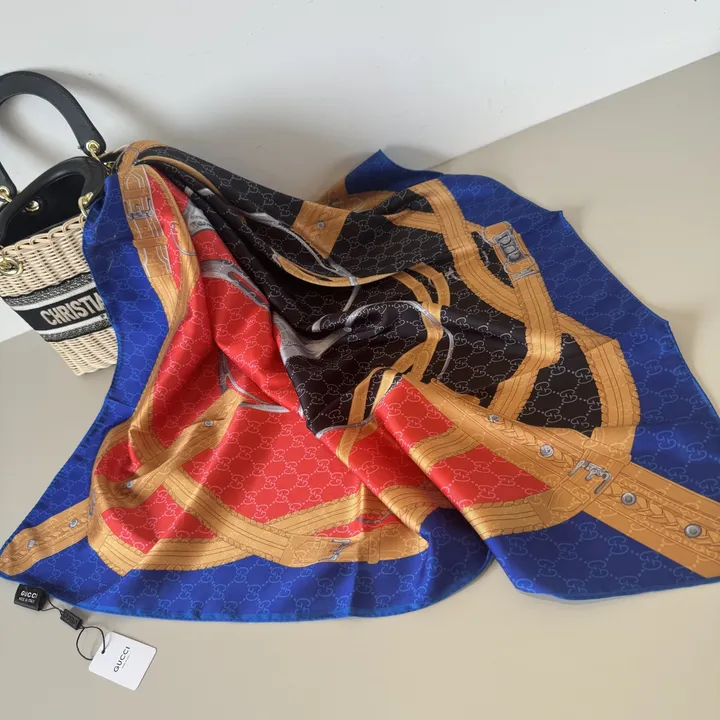 スーパーコピー グッチ マフラー