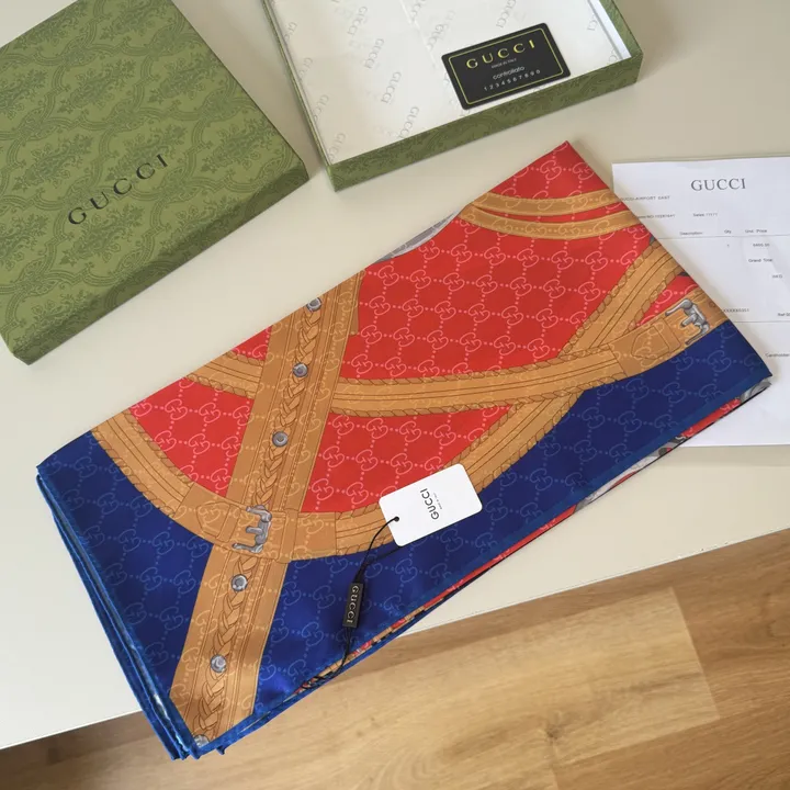 スーパーコピー グッチ マフラー