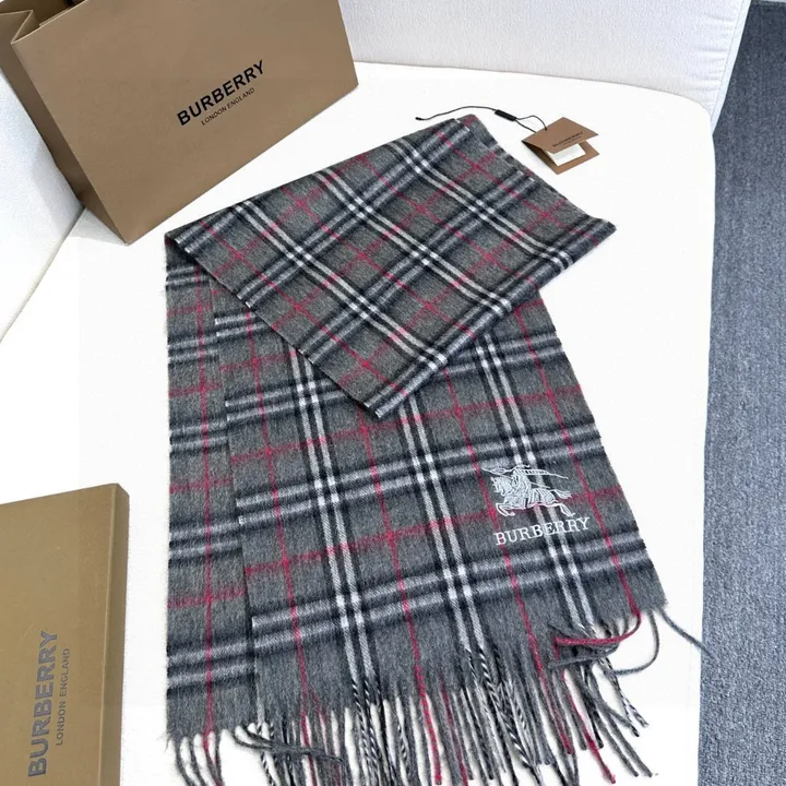 スーパーコピー バーバリー ス マフラー