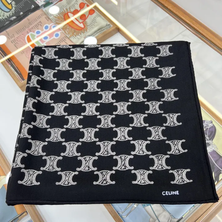 スーパーコピー セリーヌ マフラー