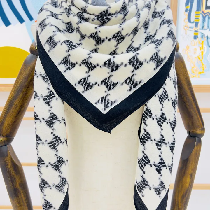 スーパーコピー セリーヌ マフラー