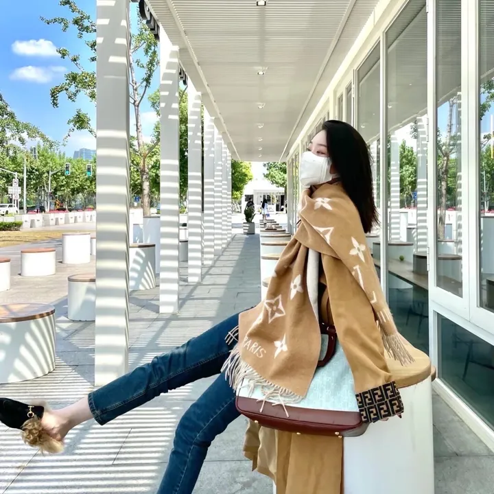 スーパーコピー ルイヴィトン マフラー