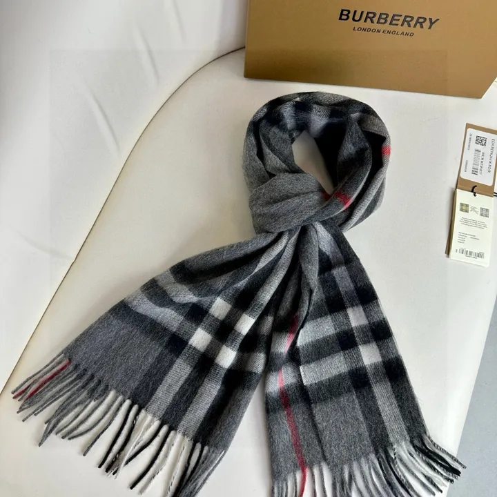 スーパーコピー バーバリー ス マフラー