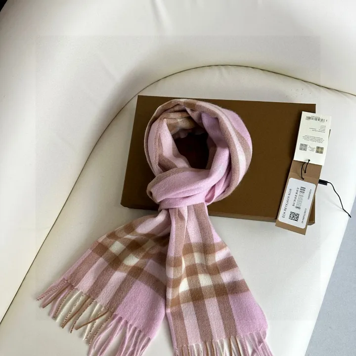 スーパーコピー バーバリー ス マフラー