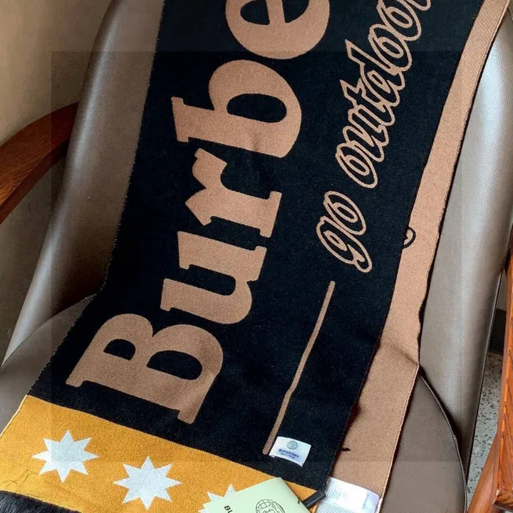 スーパーコピー バーバリー ス マフラー