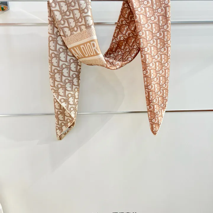 スーパーコピー ディオール マフラー