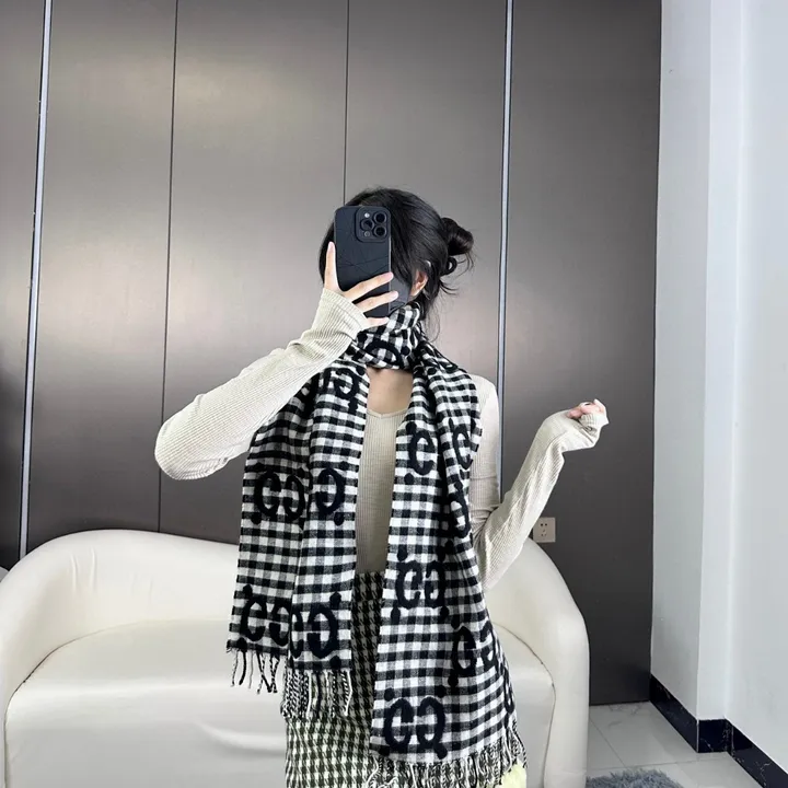 スーパーコピー グッチ マフラー