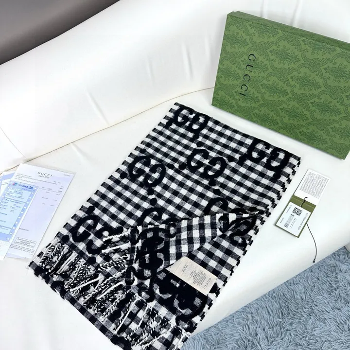 スーパーコピー グッチ マフラー