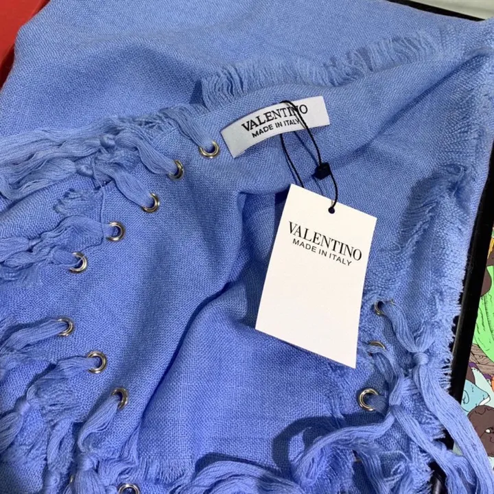 スーパーコピー ヴァレンティノ マフラー