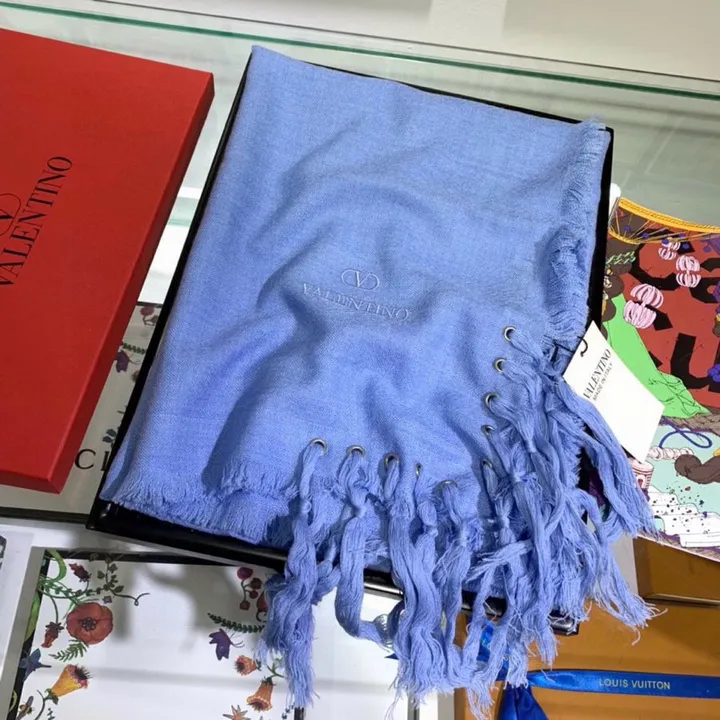 スーパーコピー ヴァレンティノ マフラー