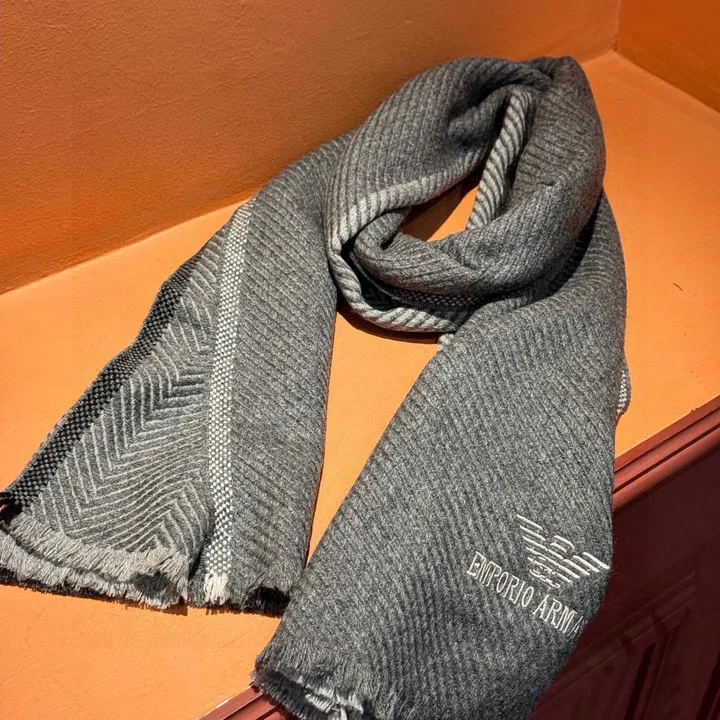 スーパーコピー フェンディ マフラー