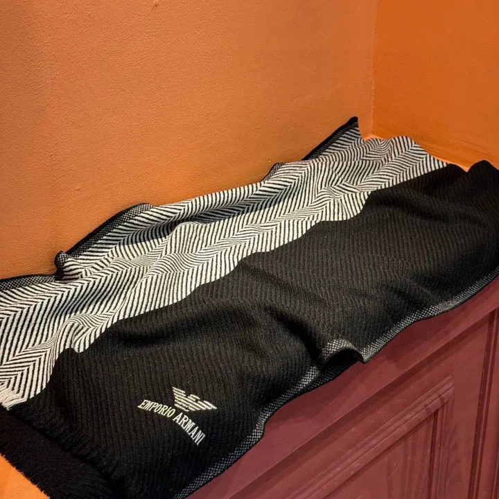 スーパーコピー フェンディ マフラー