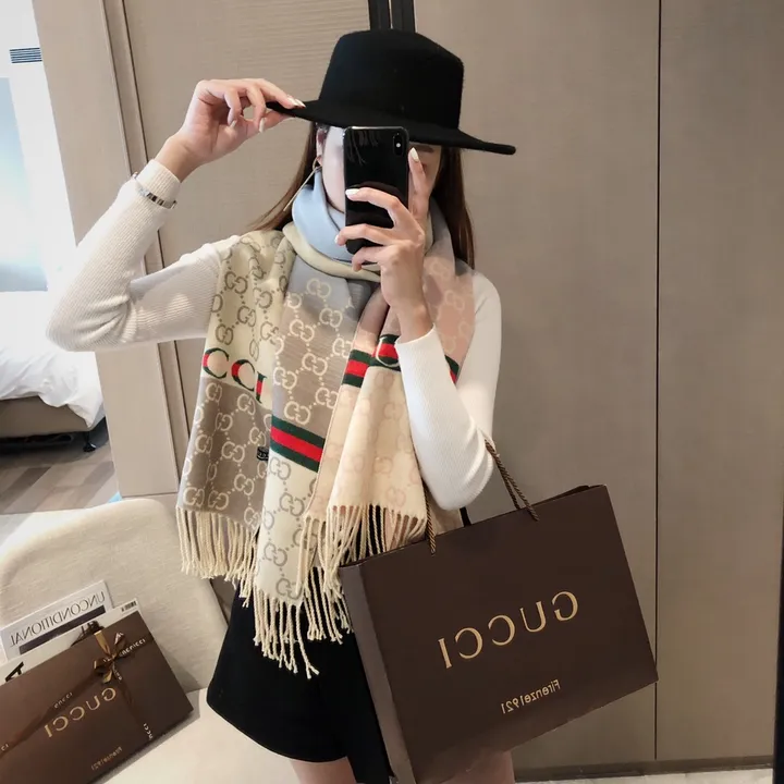 スーパーコピー グッチ マフラー