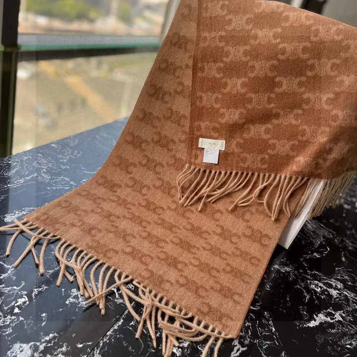 スーパーコピー セリーヌ マフラー