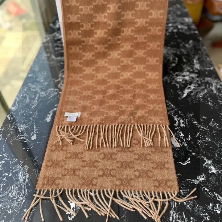 スーパーコピー セリーヌ マフラー