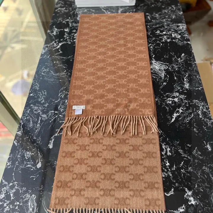 スーパーコピー セリーヌ マフラー