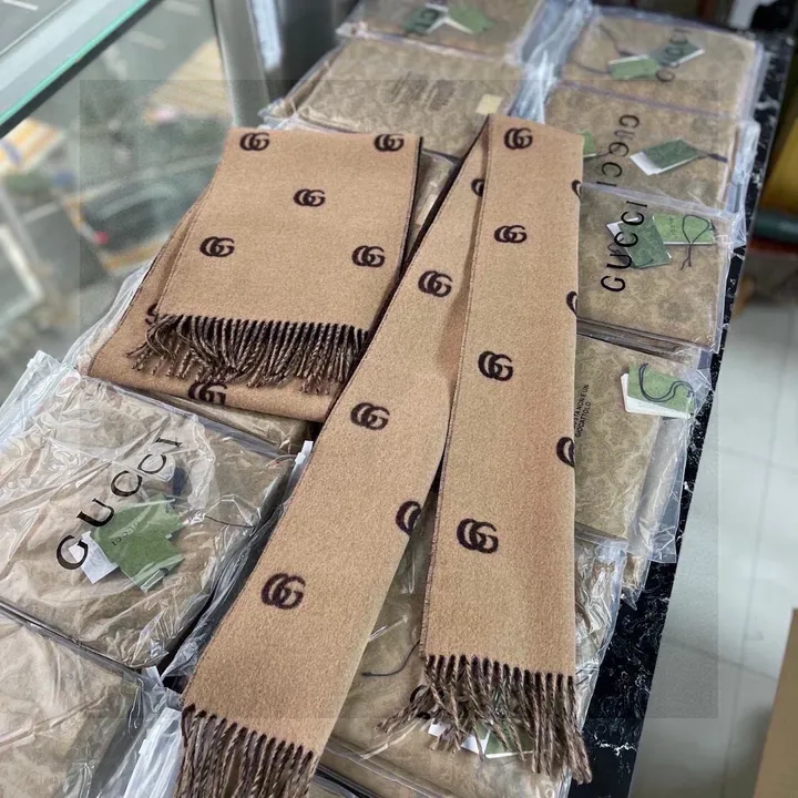 スーパーコピー グッチ マフラー