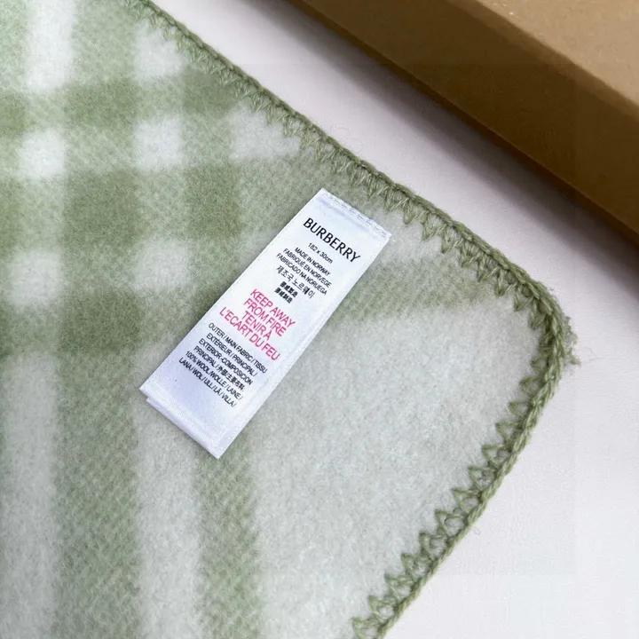 スーパーコピー バーバリー ス マフラー