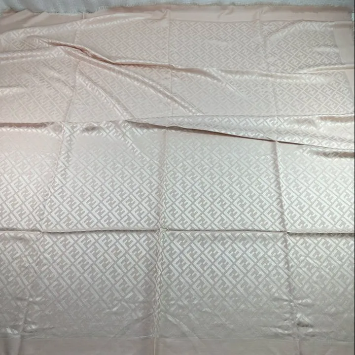 スーパーコピー フェンディ マフラー