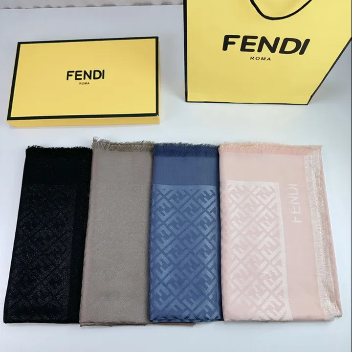 スーパーコピー フェンディ マフラー